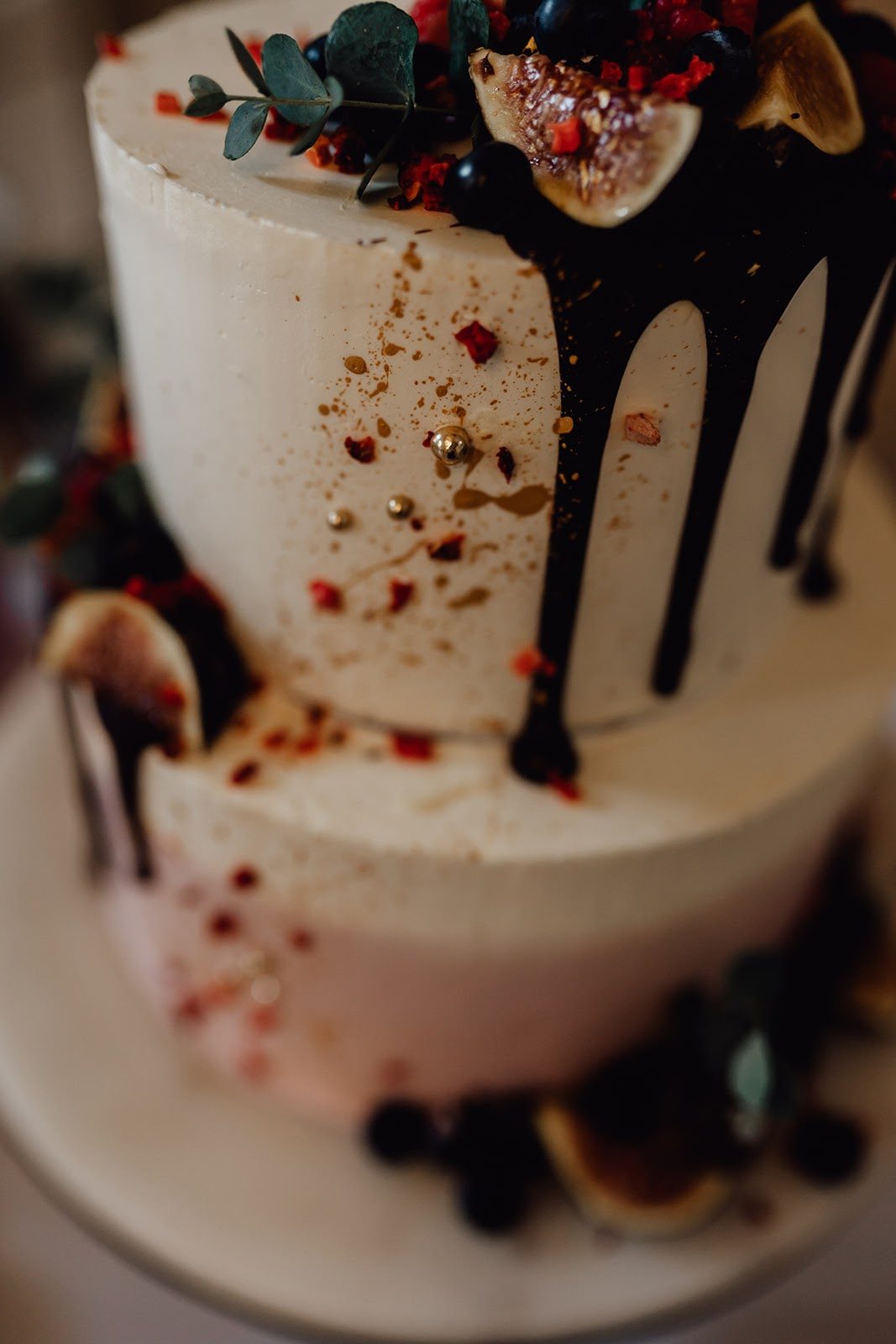 Sweettable, weddingcake, Hochzeitstorte, Dripcake, Macarons, Cupcakes, Donuts